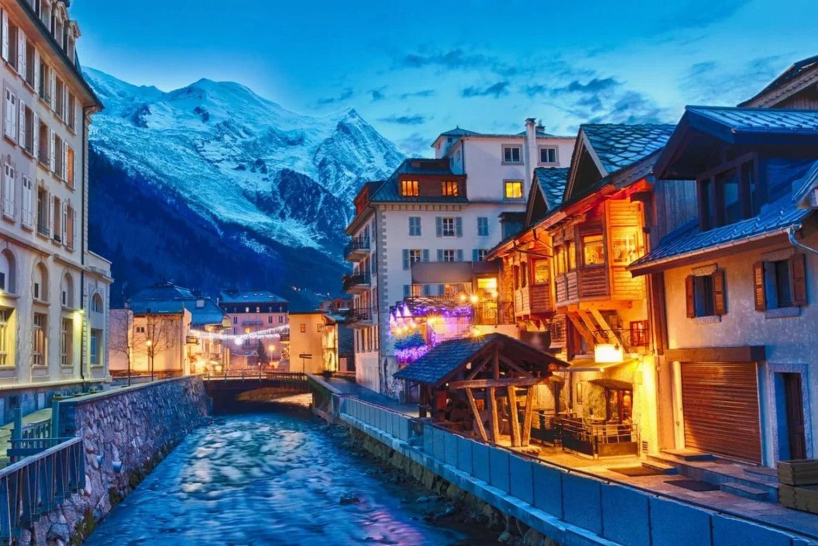 Top Floor Apartment Mansard - Central Chamonix Mont Blanc Haven Exterior photo
