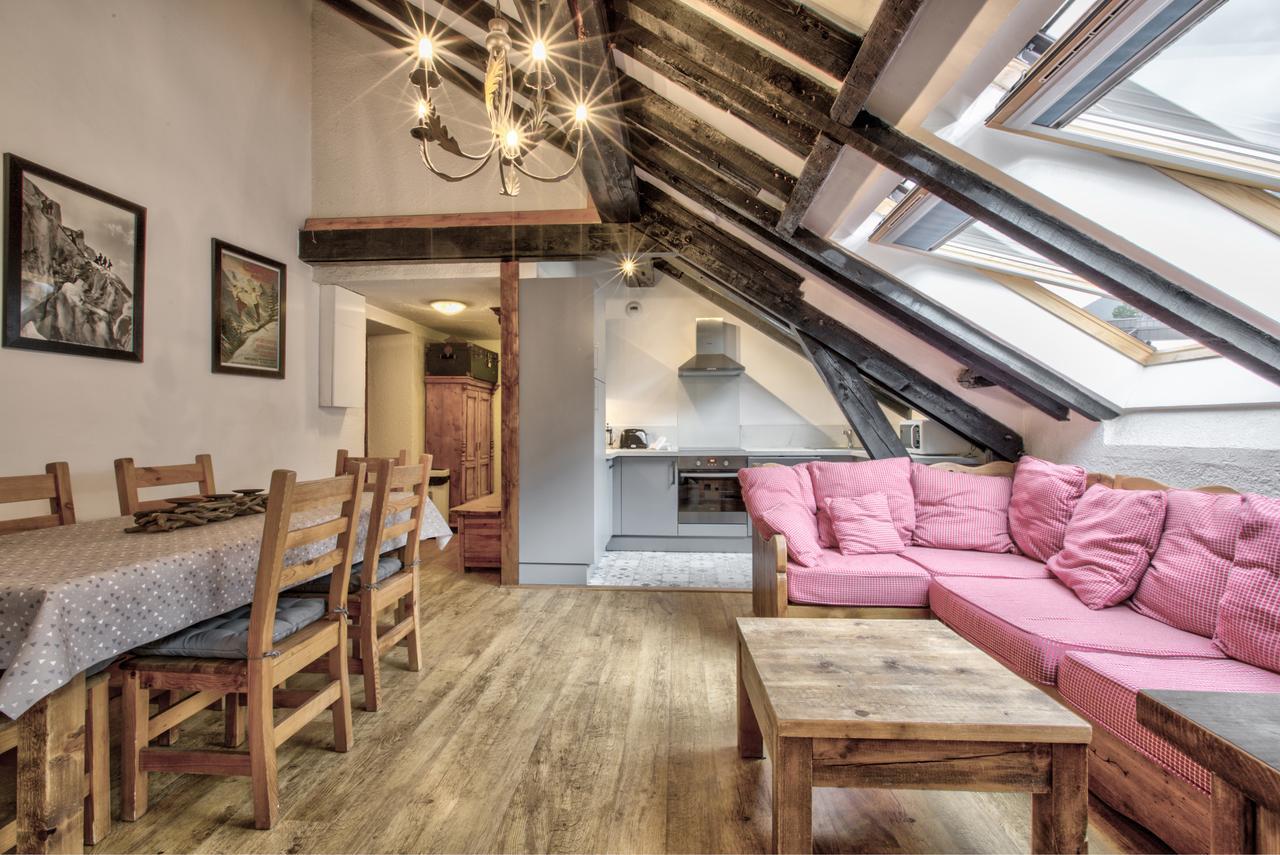 Top Floor Apartment Mansard - Central Chamonix Mont Blanc Haven Exterior photo